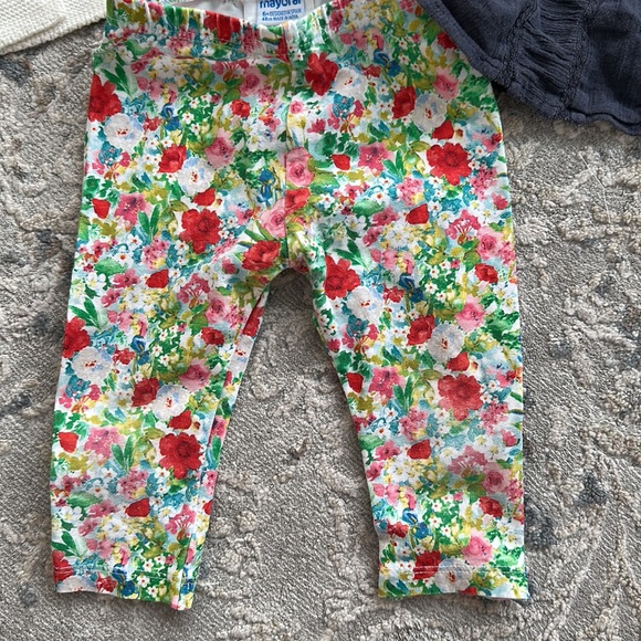 🌟Sold🌟Cardigan Zara, BonTon shirt and Mayoral leggings for 6 months - Picture 4 of 5